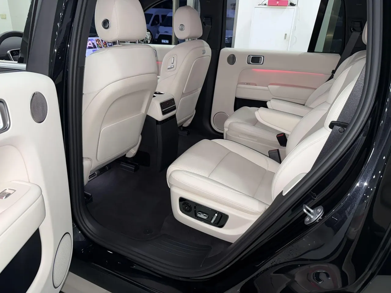 Li 2022 L9 1.5T Max Edition Automatic Gear 6