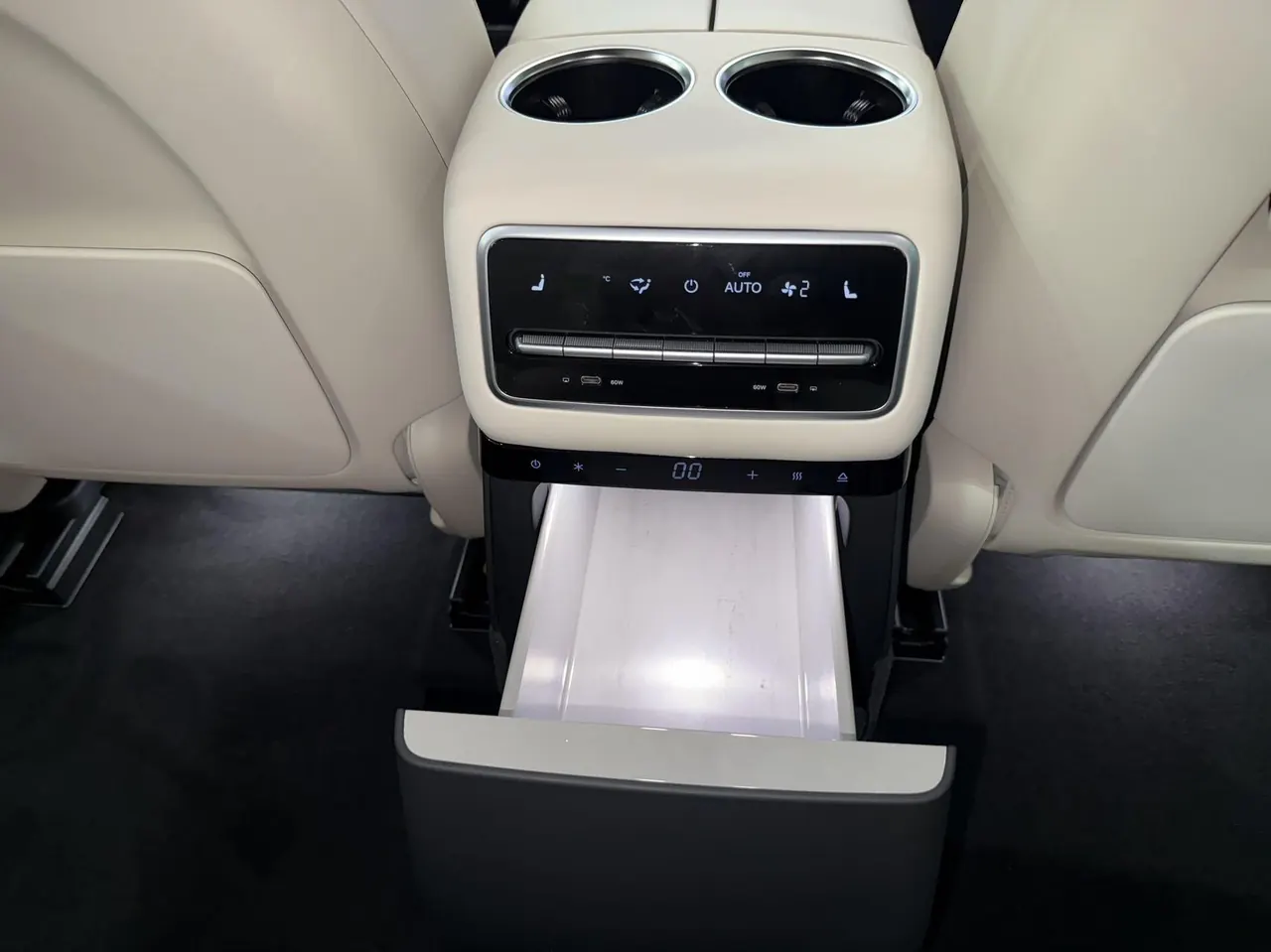 Li 2022 L9 1.5T Max Edition Automatic Gear 8