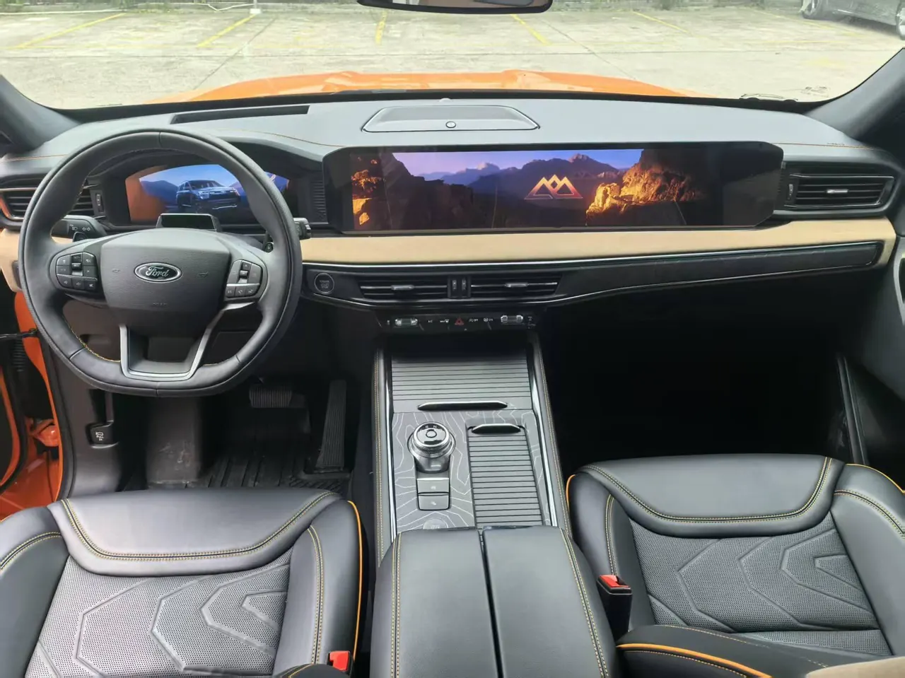 Ford 2025 Explorer 2.3T EcoBoost Kunlun Peak Edition 7-seat Automatic Gear 3