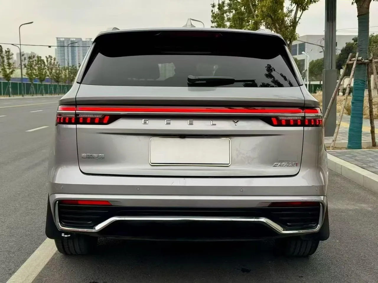 Geely 2024 XingyueL (Monjaro) 2.0TD High Power Two-Drive Enovate Edition Automatic Transmission 7