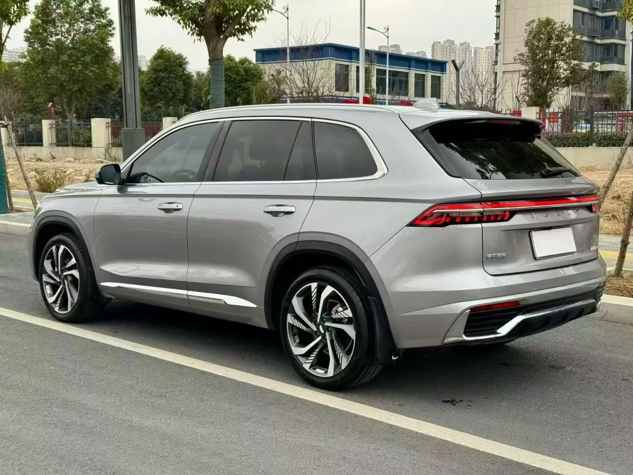 Geely 2024 XingyueL (Monjaro) 2.0TD High Power Two-Drive Enovate Edition Automatic Transmission 8