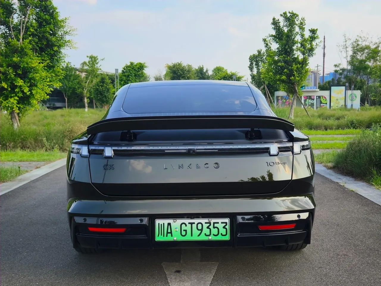 LYNK&amp;CO 2025 LYNK&amp;CO 10 EM-P 1.5T 240 Four-wheel Drive Ultra Sports Edition (Modified) Automatic Gear 7