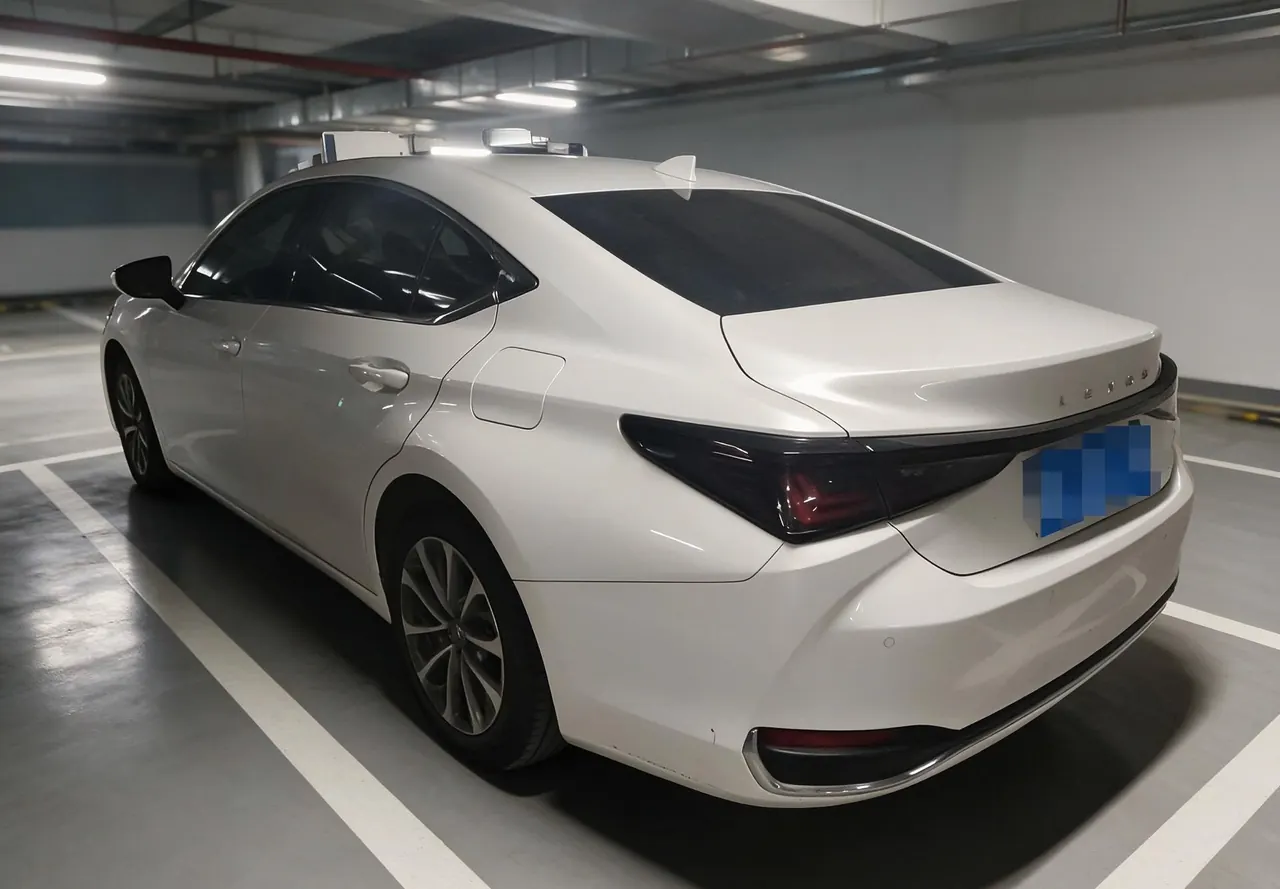 Lexus ES (Imported) 2025 ES200 2.0 Stepless Edition Automatic Gear 2