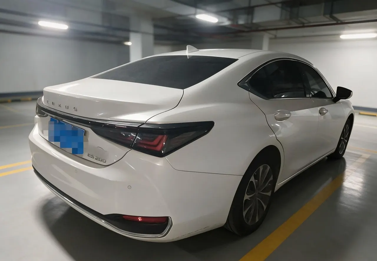 Lexus ES (Imported) 2025 ES200 2.0 Stepless Edition Automatic Gear 3