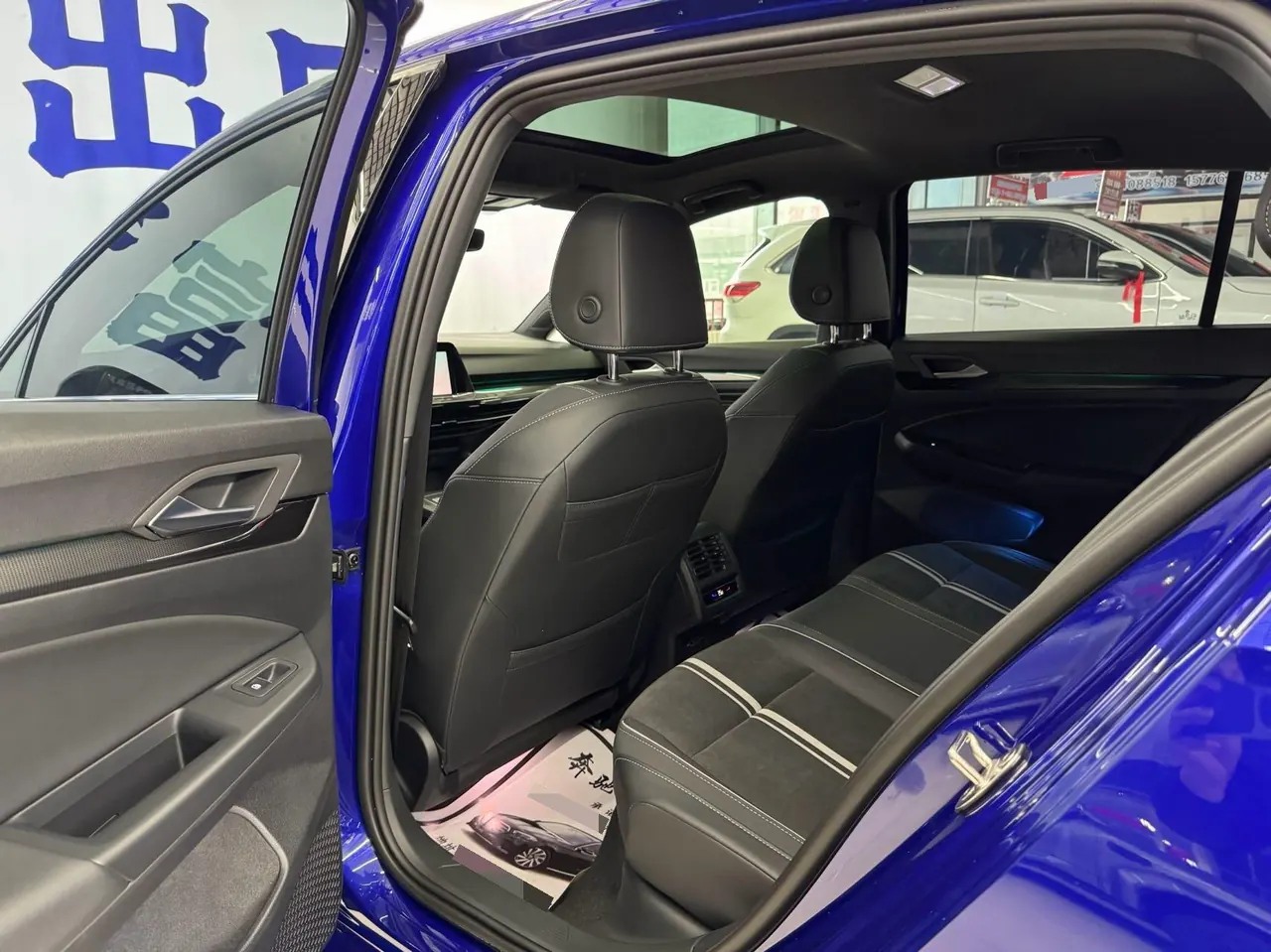 Volkswagen 2023 Golf 8 R-Line 1.4TSI 280TSI Automatic 11