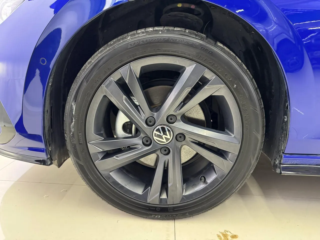 Volkswagen 2023 Golf 8 R-Line 1.4TSI 280TSI Automatic 14