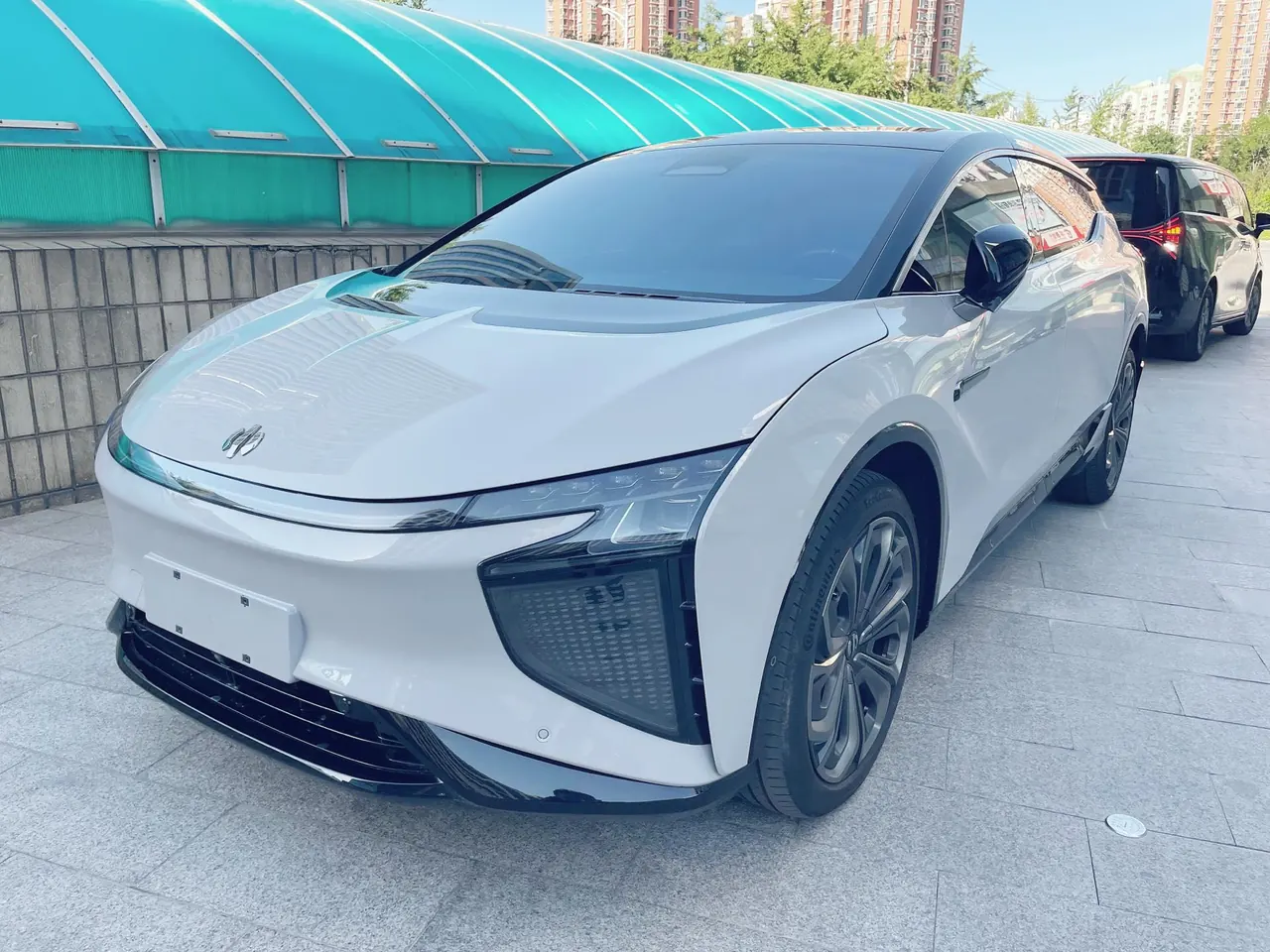 HiPhi 2021 HiPhi X Flagship 6-seat Automatic Gear - View 1