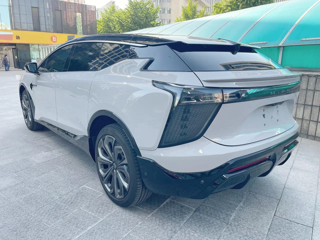 HiPhi 2021 HiPhi X Flagship 6-seat Automatic Gear 3