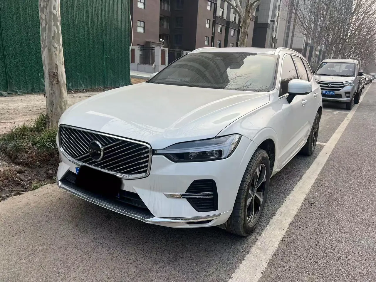 Volvo 2026 XC60 48V 2.0T B5 4-wheel drive Zhiyuan Deluxe Edition Automatic Gear - View 1