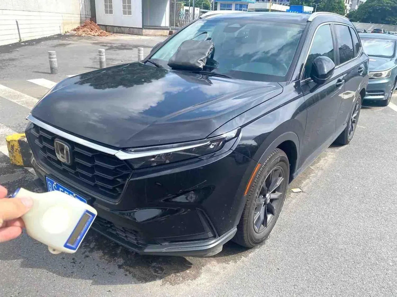 Открыть галерею: Honda 2026 CR-V 1.5T Stepless 240TURBO Global 30 Years Glory Two-Drive Front is still 7-seat Automatic Gear