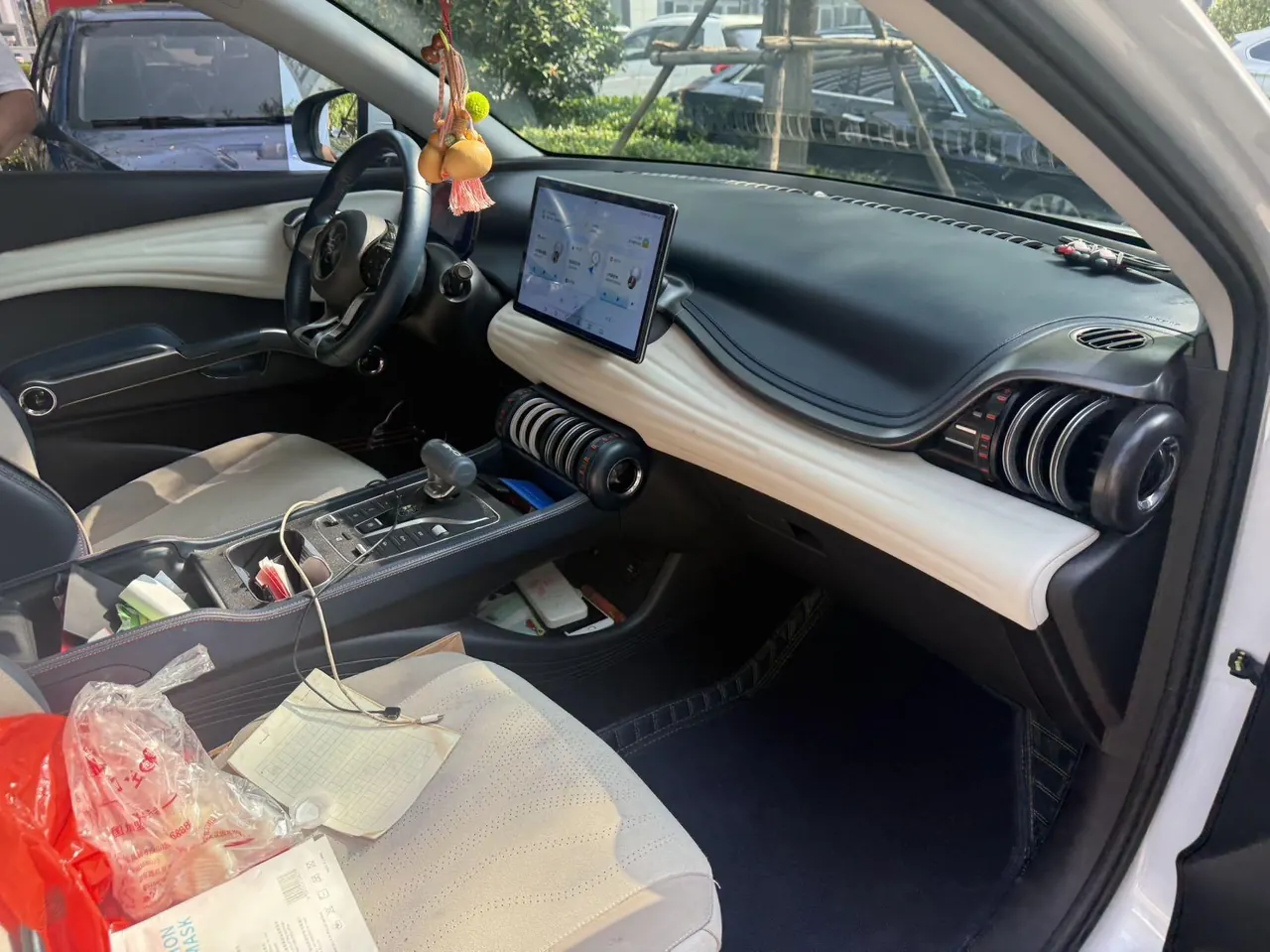 BYD yuan PLUS 2022 yuan PLUS 430KM luxury automatic gear 2