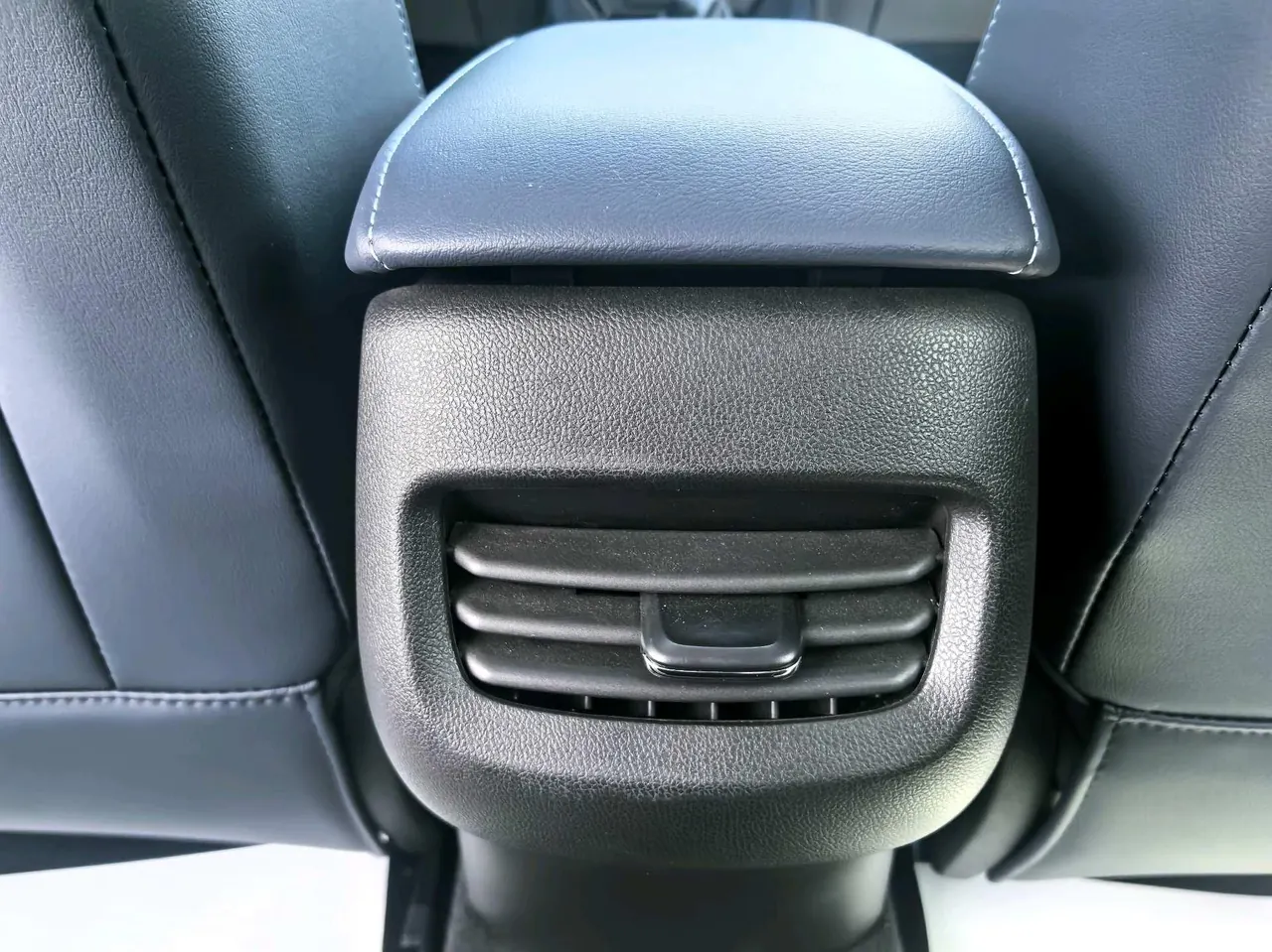 Chevrolet 2023 Cruze 1.5 Pleasant Edition Automatic Gear 12