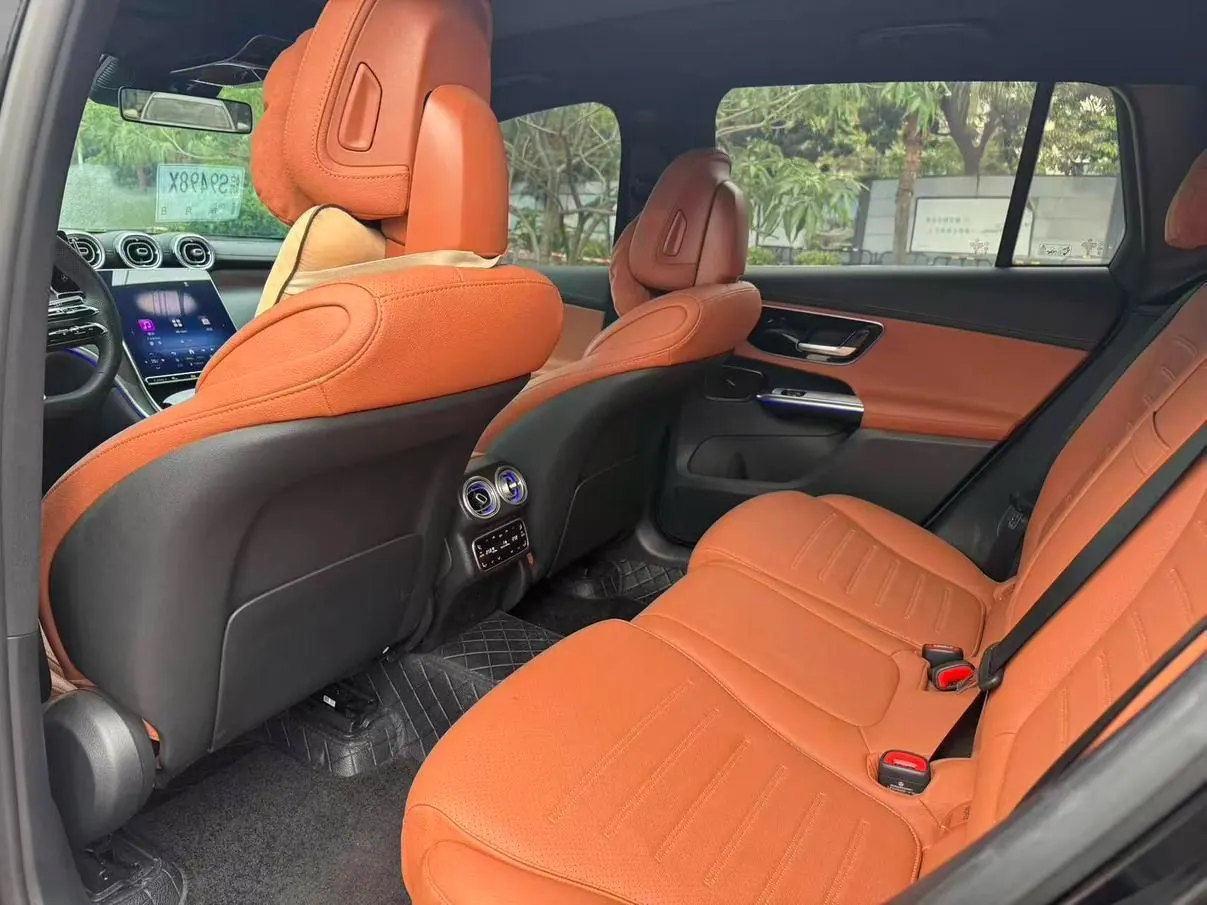 Mercedes Benz 2025 GLC 260 L 4MATIC 48V 2.0T Luxury 5-seat Automatic Gear 7
