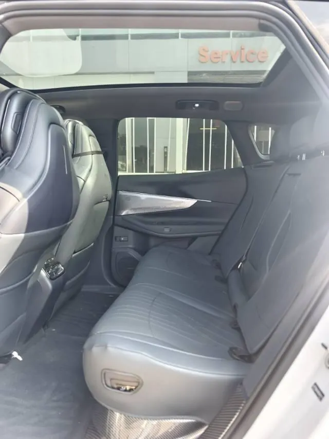 LYNK&amp;CO 2026 LYNK&amp;CO 08 EM-P 1.5T 160 Long‑Range Ultra Automatic 7