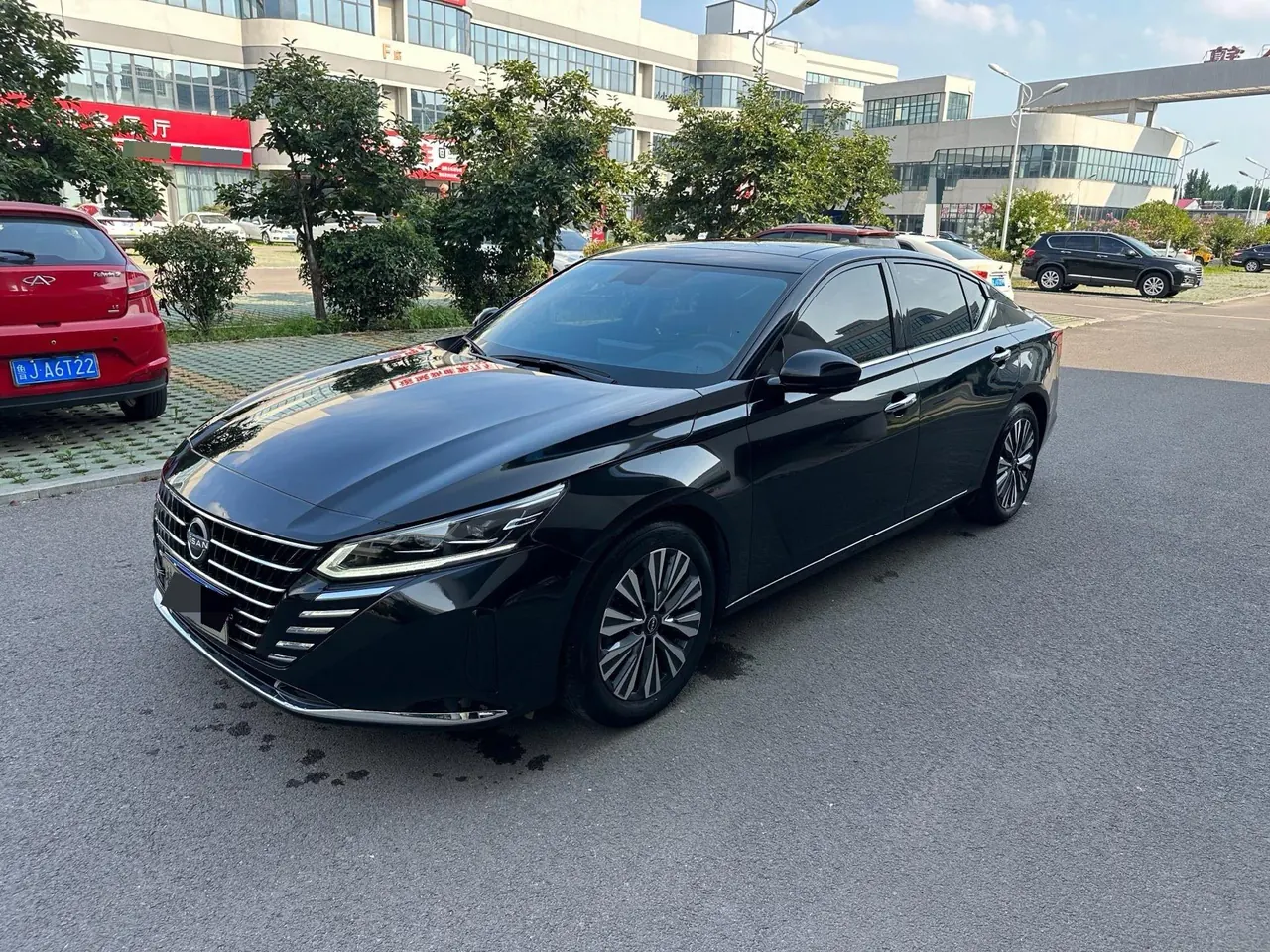 Open image lightbox: Nissan 2022 Teana 2.0 Stepless XL-TLS Pleasant Edition Automatic Gear