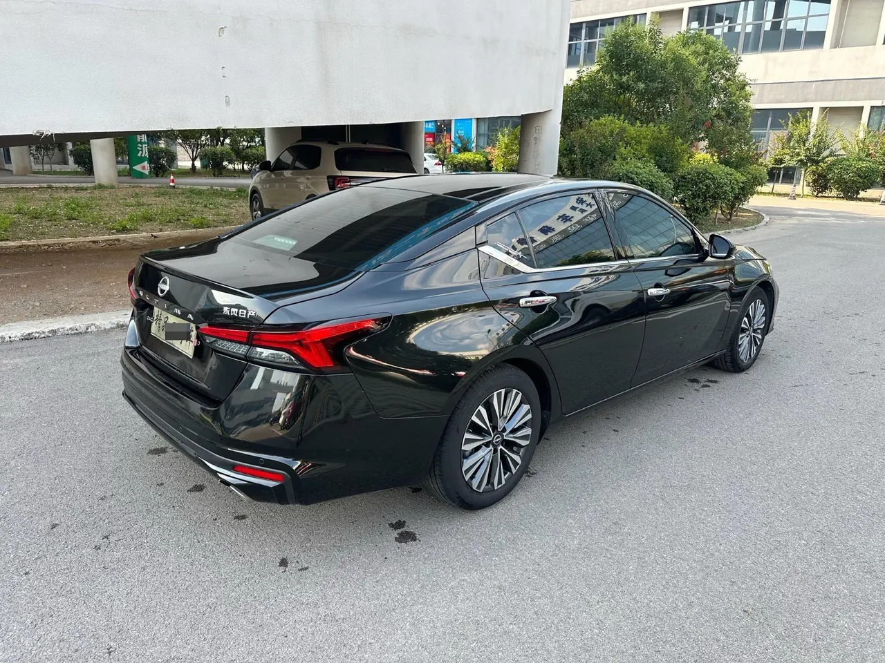 Nissan 2022 Teana 2.0 Stepless XL-TLS Pleasant Edition Automatic Gear 6