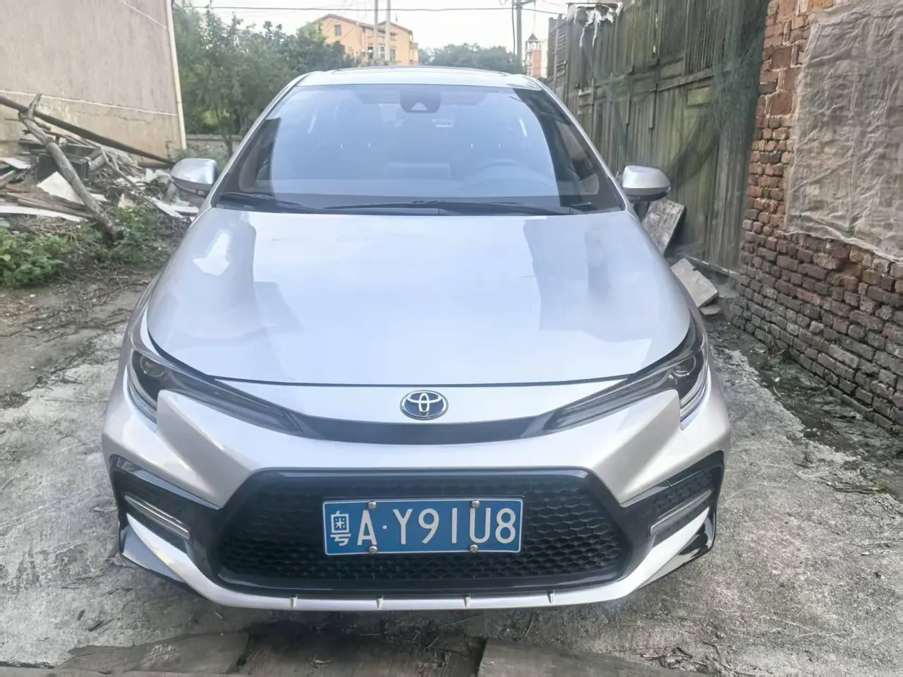Toyota 2022 Lei Ling Shuangqing 1.8H Stepless Sports Edition Automatic Gear 3