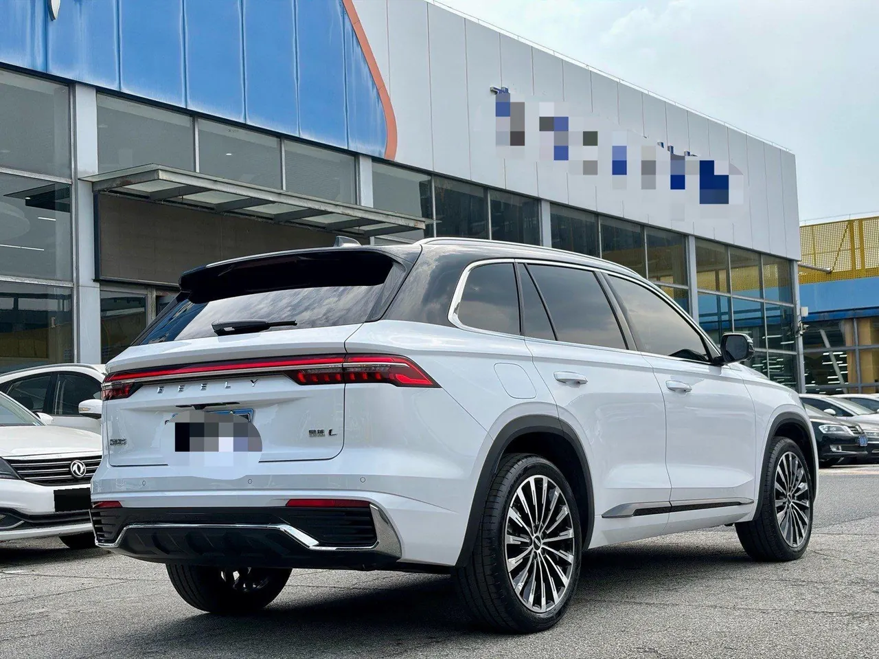 Geely 2025 XingyueL (Monjaro) 2.0TD Oriental Yao Star-Gazing Edition Automatic Transmission 4