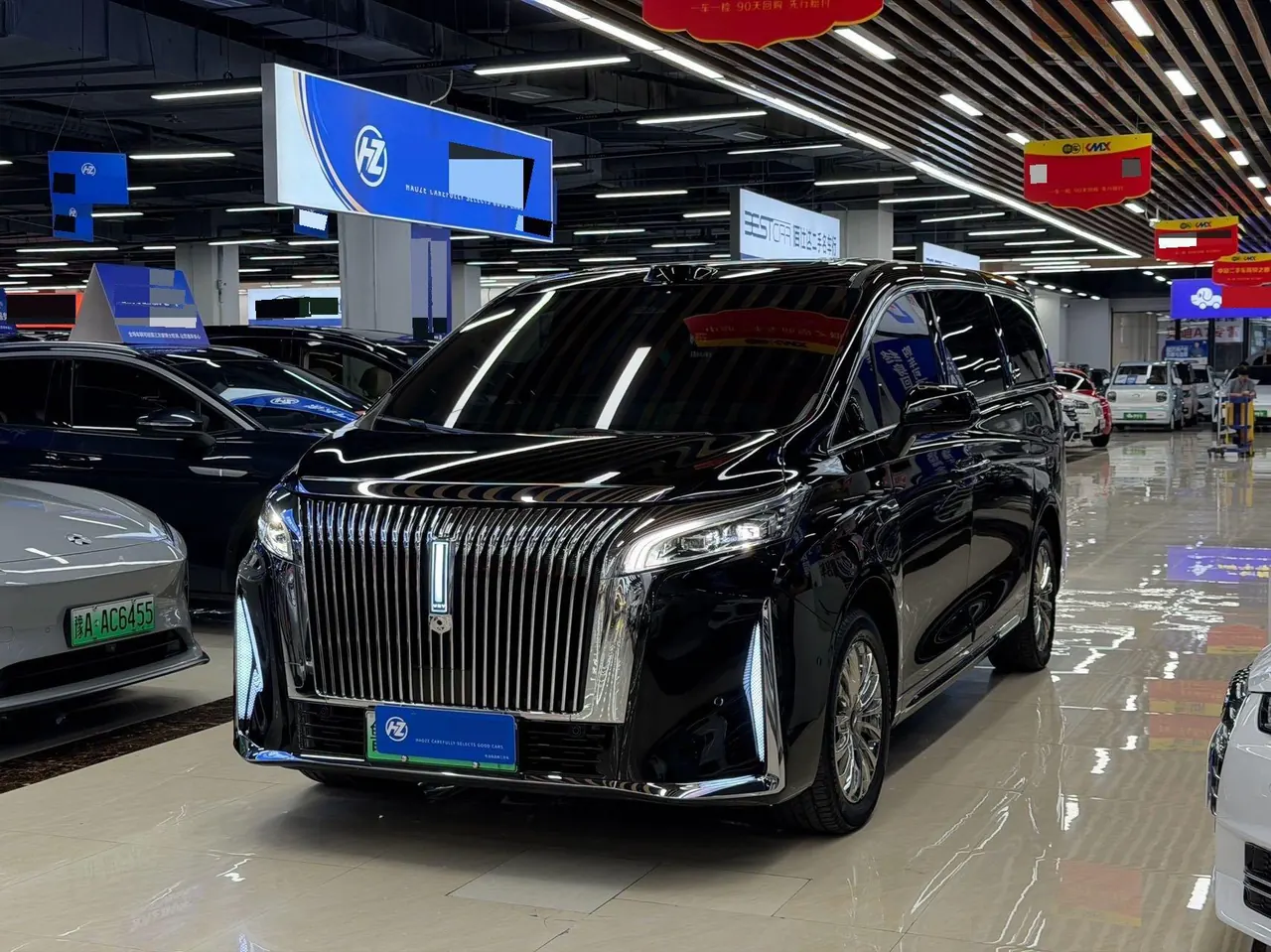 Открыть галерею: WEY 2025 VV7 Hi4 1.5T Four-Wheel-Drive Automatic Model
