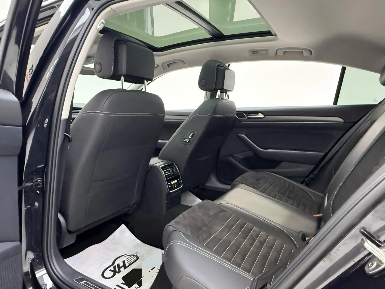 Volkswagen 2020 Magotan 2.0TSI 380TSI Luxury Automatic 8