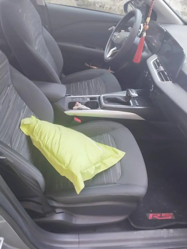 Chevrolet 2024 Cruze 1.5 Happy Edition Automatic Gear 3