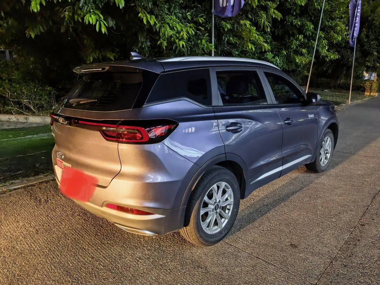 Chery 2025 Ruihu 7 1.5T Stepless Excellence Deluxe Automatic Gear 4