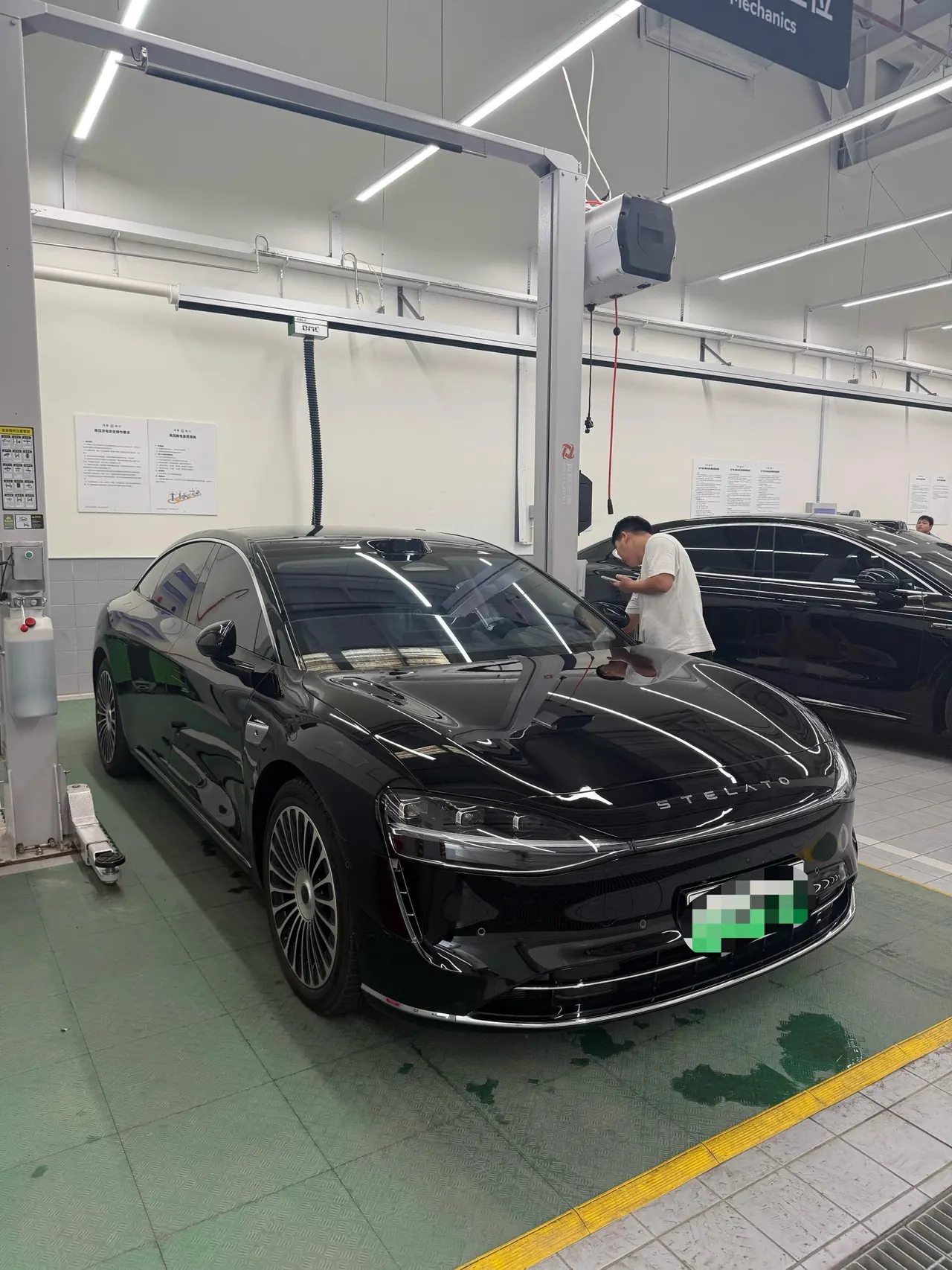Luxeed 2025 model S9 Max automatic transmission 3