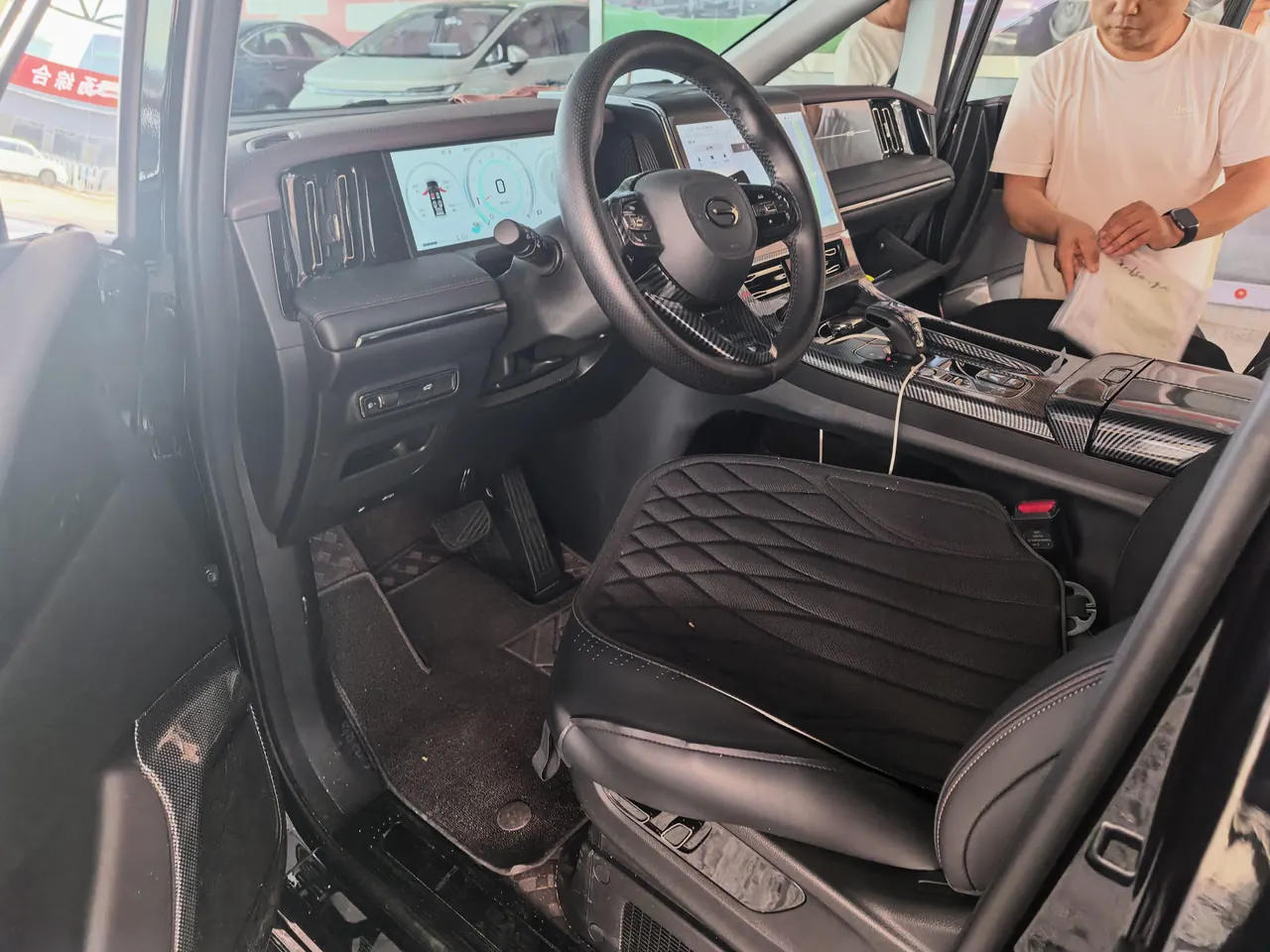 Chuanqi 2026 M8 2.0T Exclusive Edition Automatic Gear 4