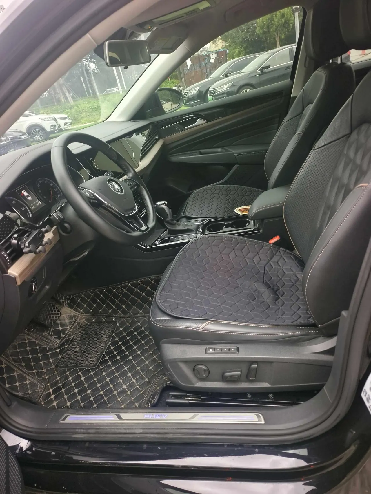 Volkswagen Passat New Energy 2020 Passat PHEV 1.4T Deluxe Automatic Gear 8