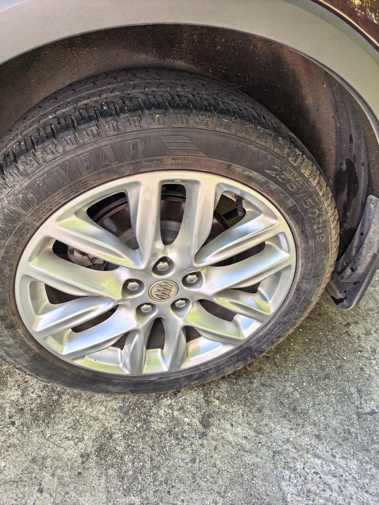 Buick 2020 Angkewei 2.0T 28T 4-wheel drive elite automatic gear 10