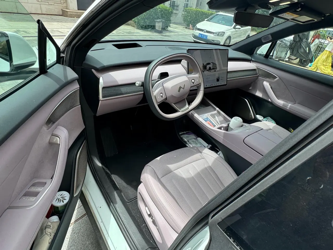 ONVO 2025 L60 60kWh rear drive version automatic gear 5