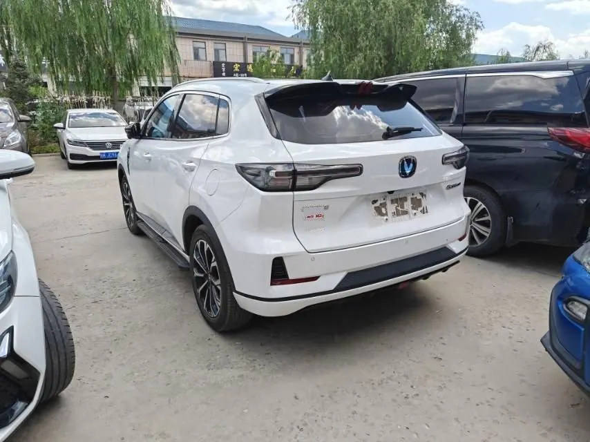 ChangAn 2025 CS55 PLUS PHEV 1.5 Stepless Smart New Blue Whale 125km Super Edition Automatic Gear 5
