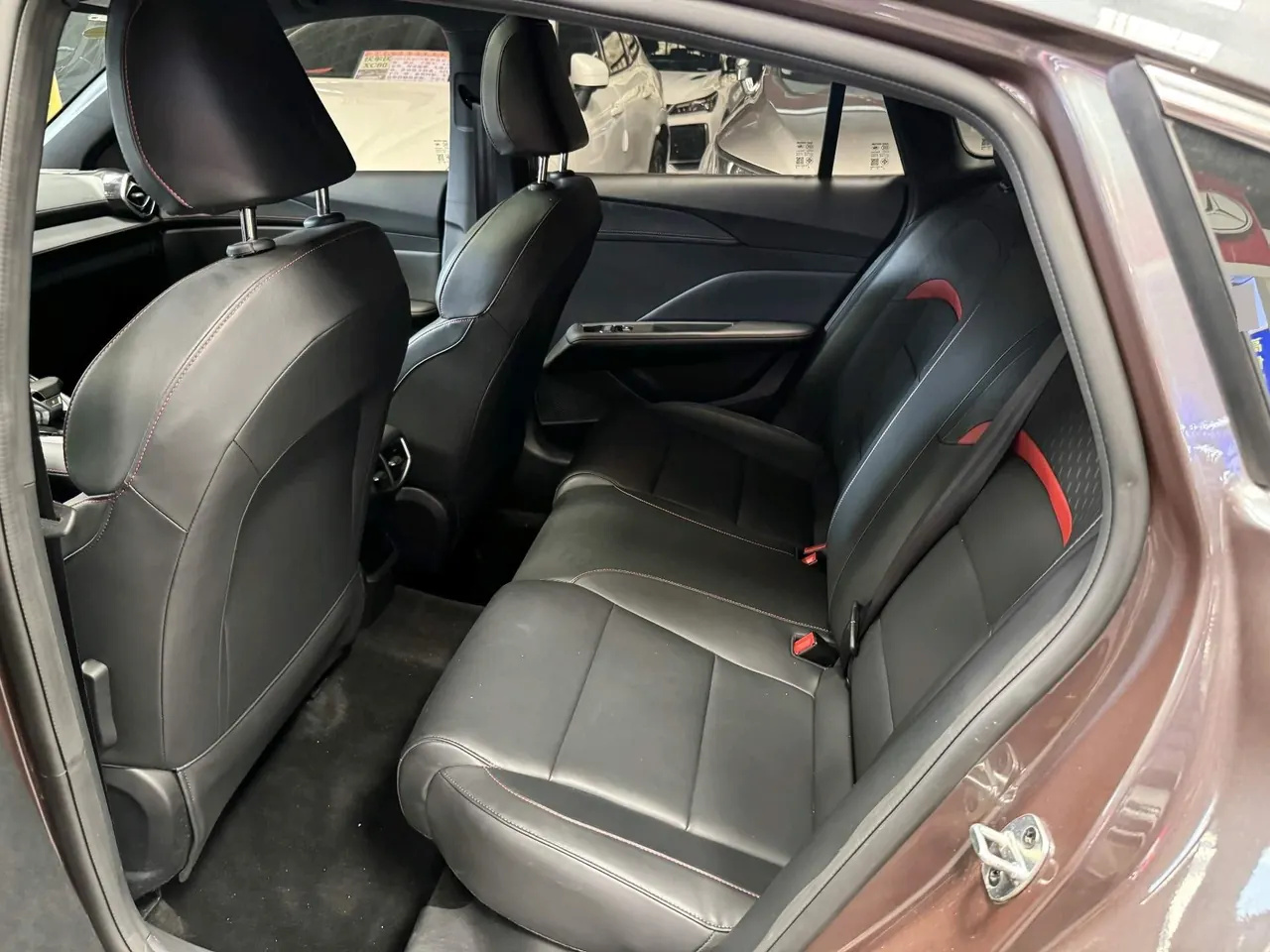 MG 2025 MG5 1.5TGI 300TGI Global Flagship Automatic Gear 5