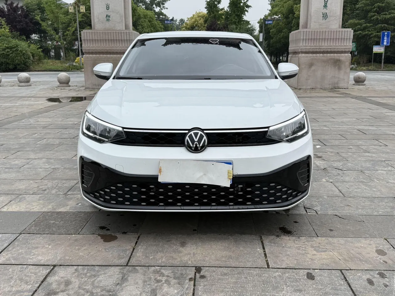 Volkswagen 2025 Lavida New Trend 1.5 Outstanding New Edition Automatic Transmission 2