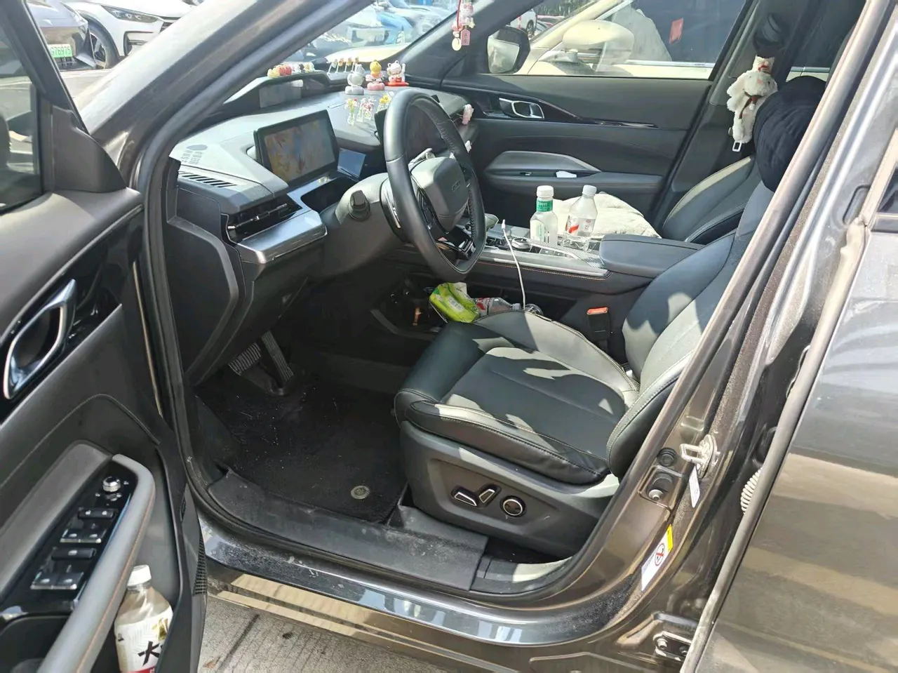Auchan 2023 Z6 iDD 1.5T Three Clutch 150KM Flagship PLUS Smart Parking Edition Automatic 2