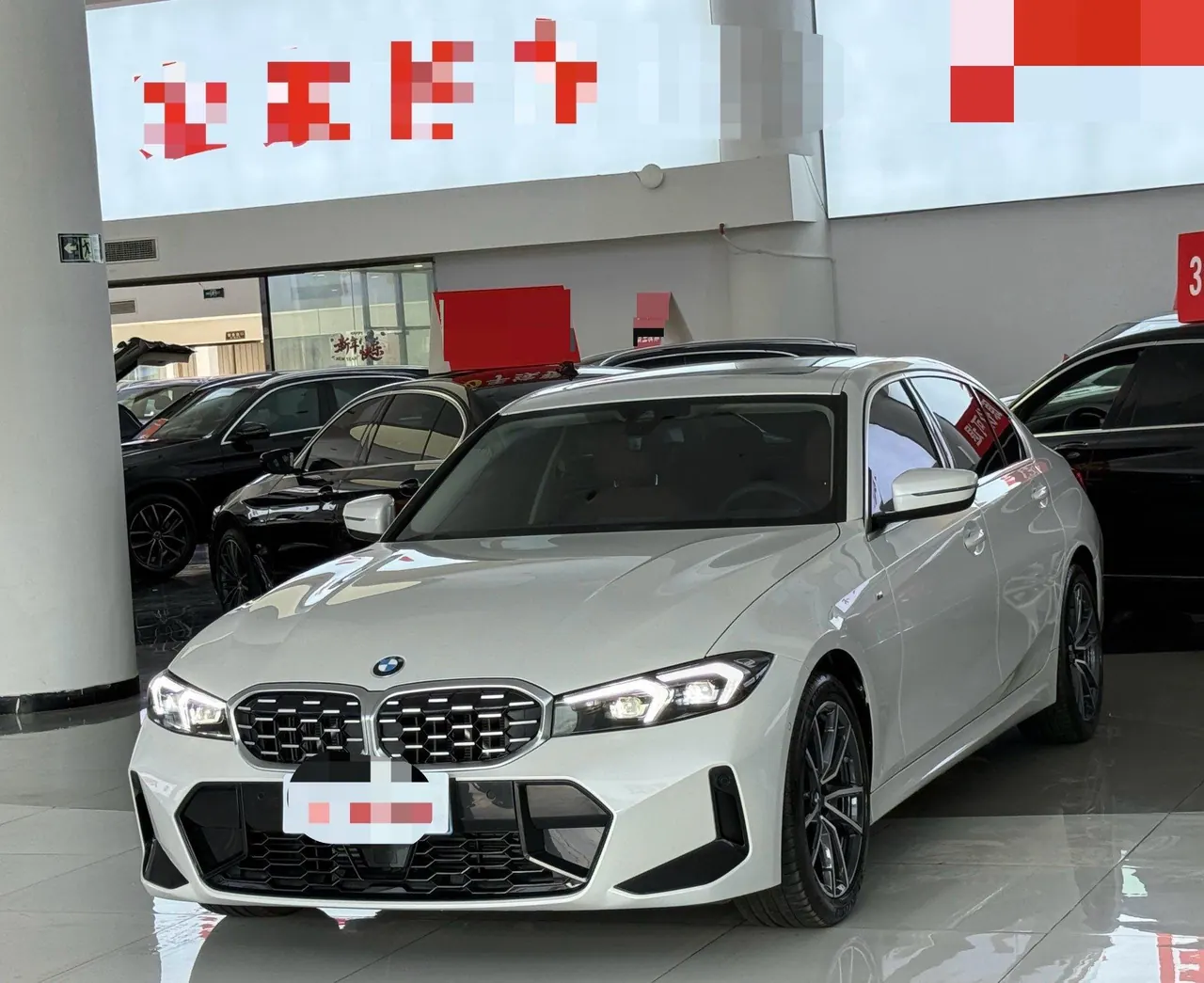 Open image lightbox: BMW 3 Series 2025 325Li 2.0T M Sports Suit Automatic Gear
