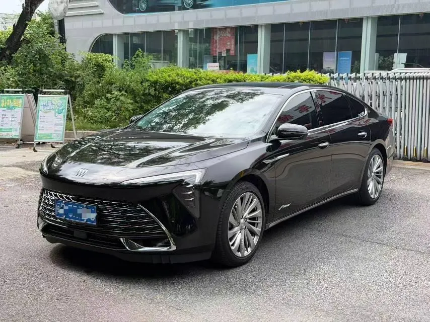 Открыть галерею: Buick 2026 LaCrosse 2.0T Platinum Avia Edition Automatic Gear