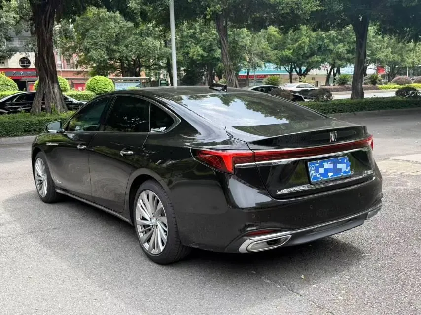 Buick 2026 LaCrosse 2.0T Platinum Avia Edition Automatic Gear 6