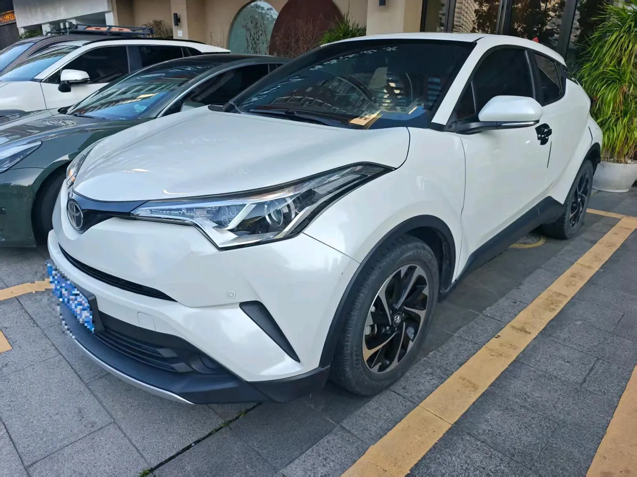 Открыть галерею: Toyota 2020 Yize 2.0 Stepless Yichi Edition Automatic Gear