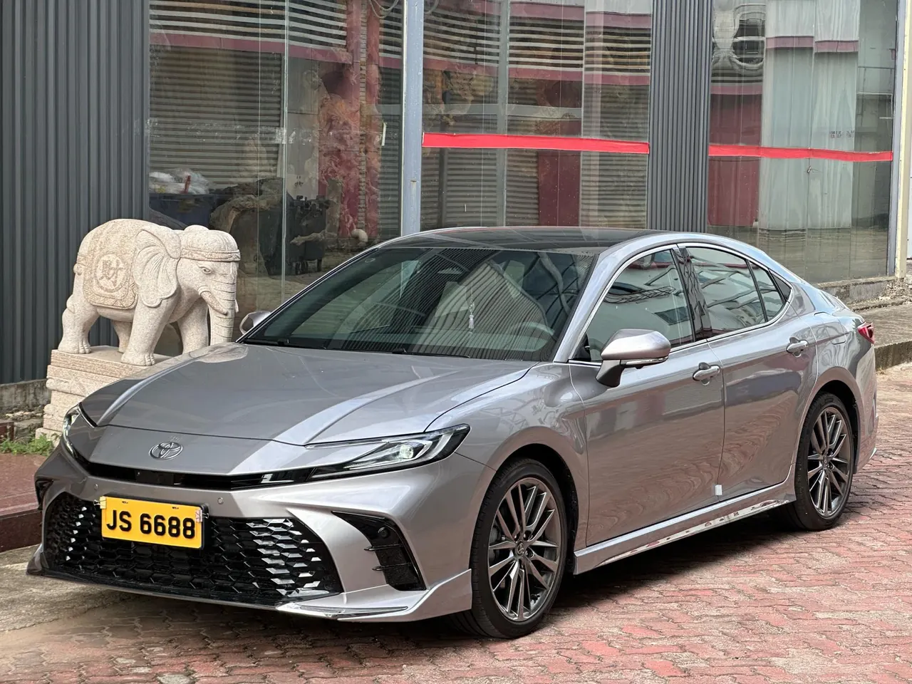 Toyota 2026 Camry Dual Engine 2.0HXS CVT Radiant Edition Automatic Transmission - View 1