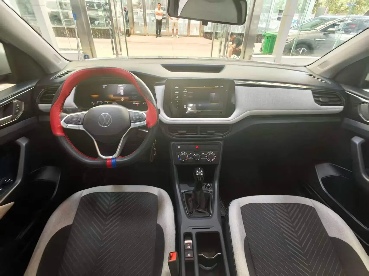 Volkswagen 2025 Tuyue Xinrui 1.5 Ruijin Edition Automatic Gear 6