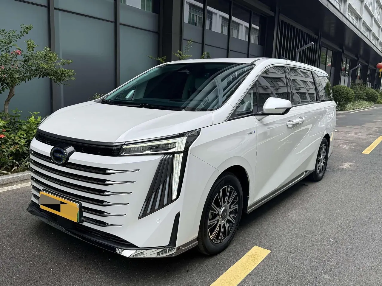 Открыть галерею: Chuanqi 2023 E9 2.0T MAX automatic gear
