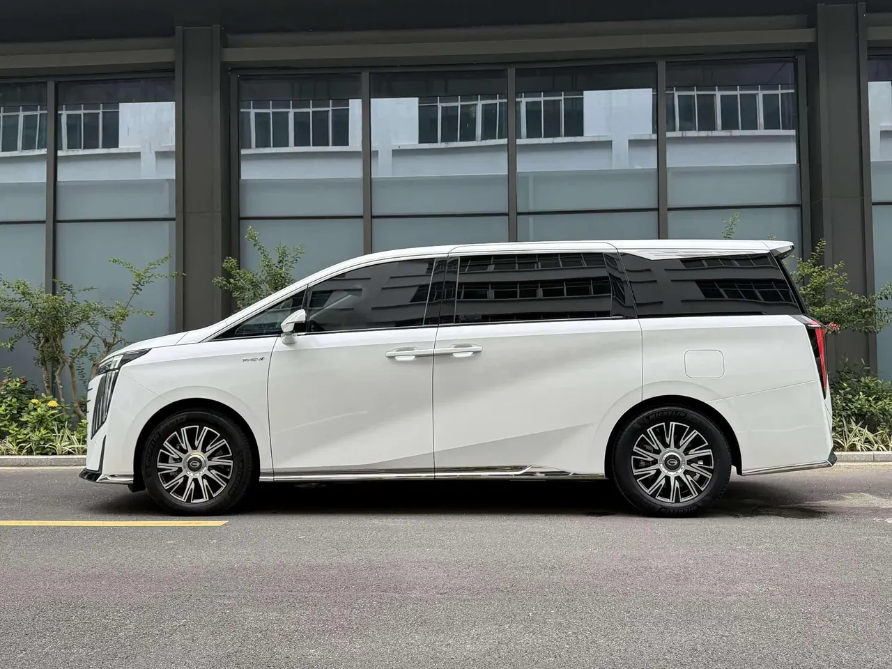 Chuanqi 2023 E9 2.0T MAX automatic gear 4
