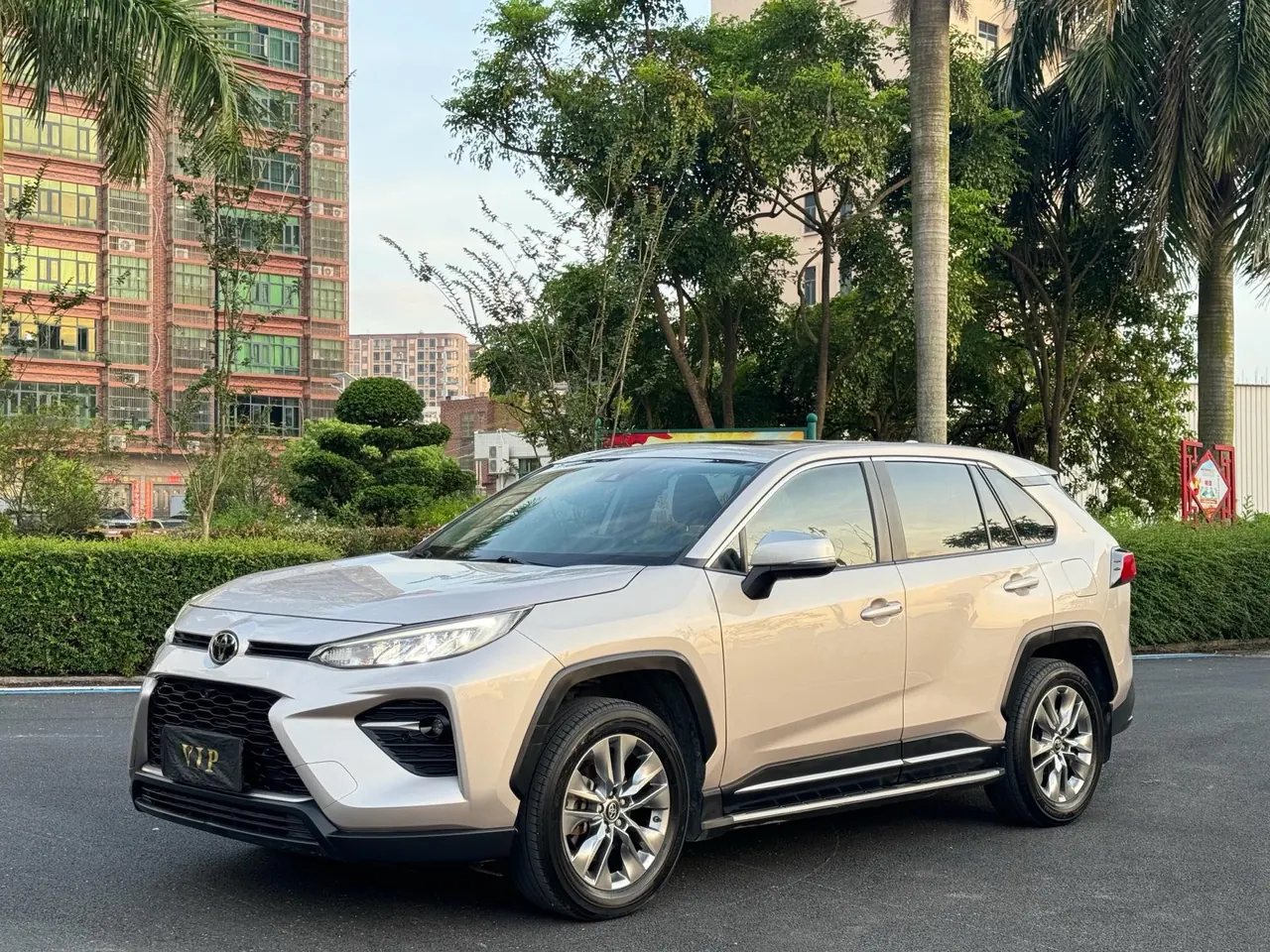 Open image lightbox: Toyota 2022 Willanda 2.0 Stepless Two-Drive Luxury PLUS Edition Automatic Gear