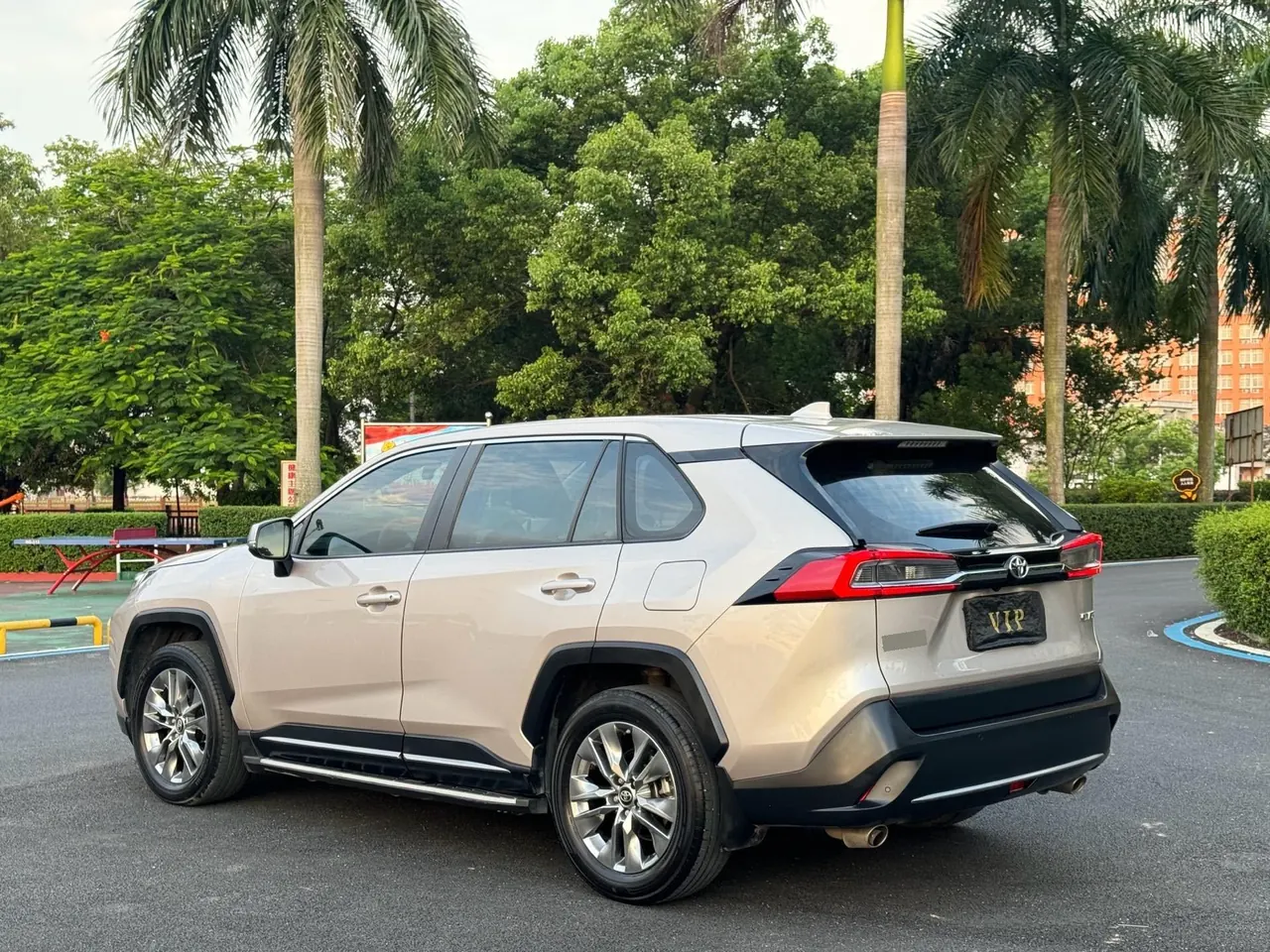 Toyota 2022 Willanda 2.0 Stepless Two-Drive Luxury PLUS Edition Automatic Gear 9