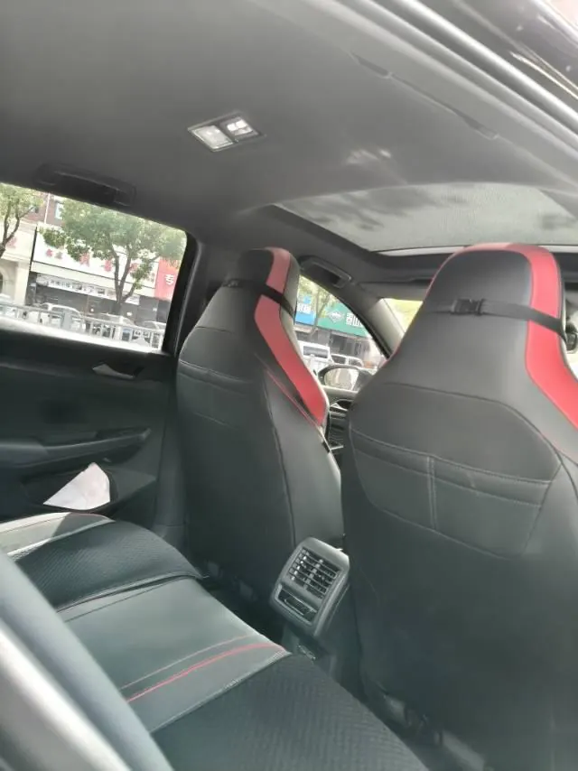 Volkswagen 2025 Golf GTI 2.0TSI 380TSI Automatic 4