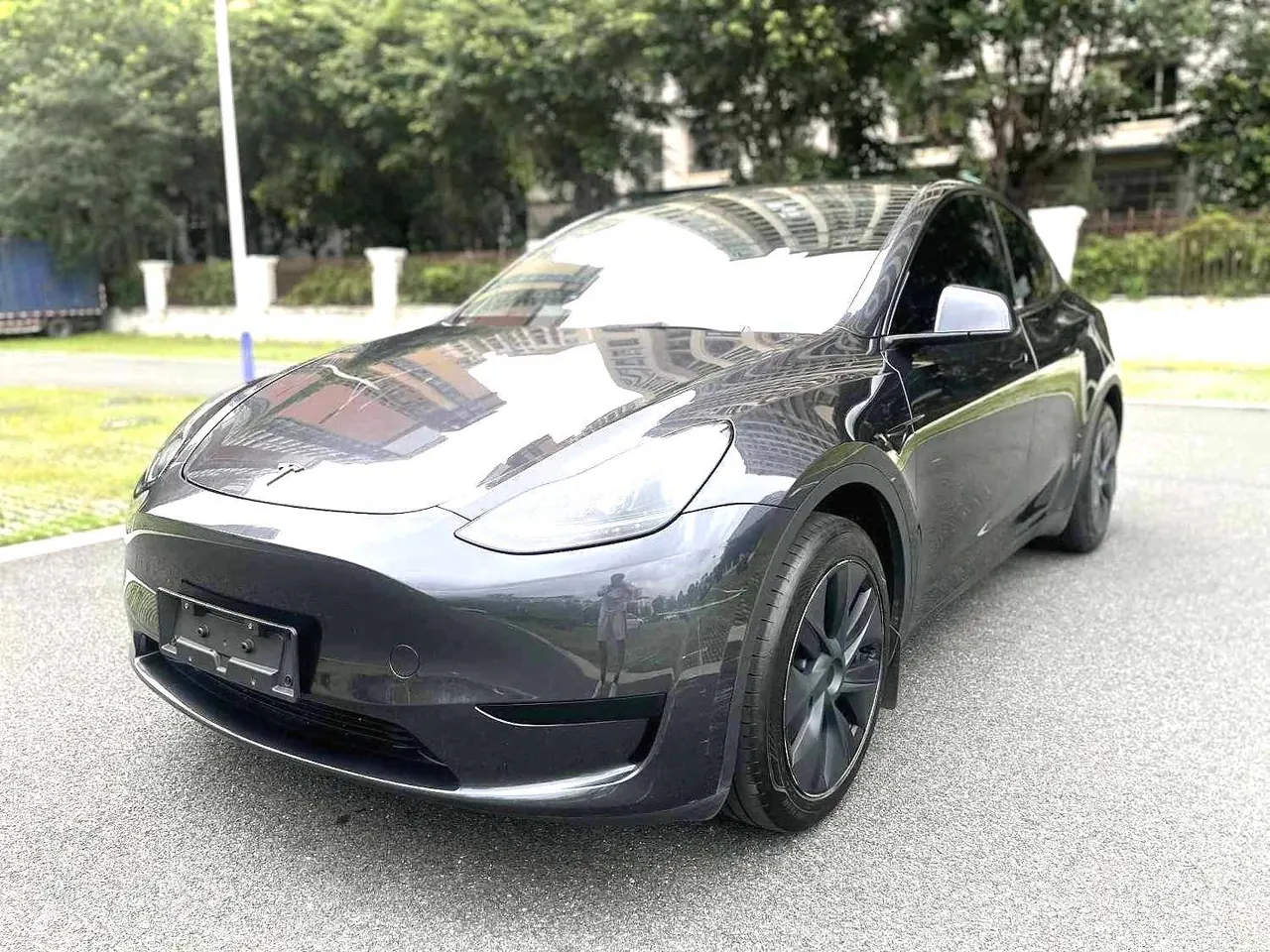 Открыть галерею: Tesla 2024 Model Y rear-wheel drive version automatic transmission