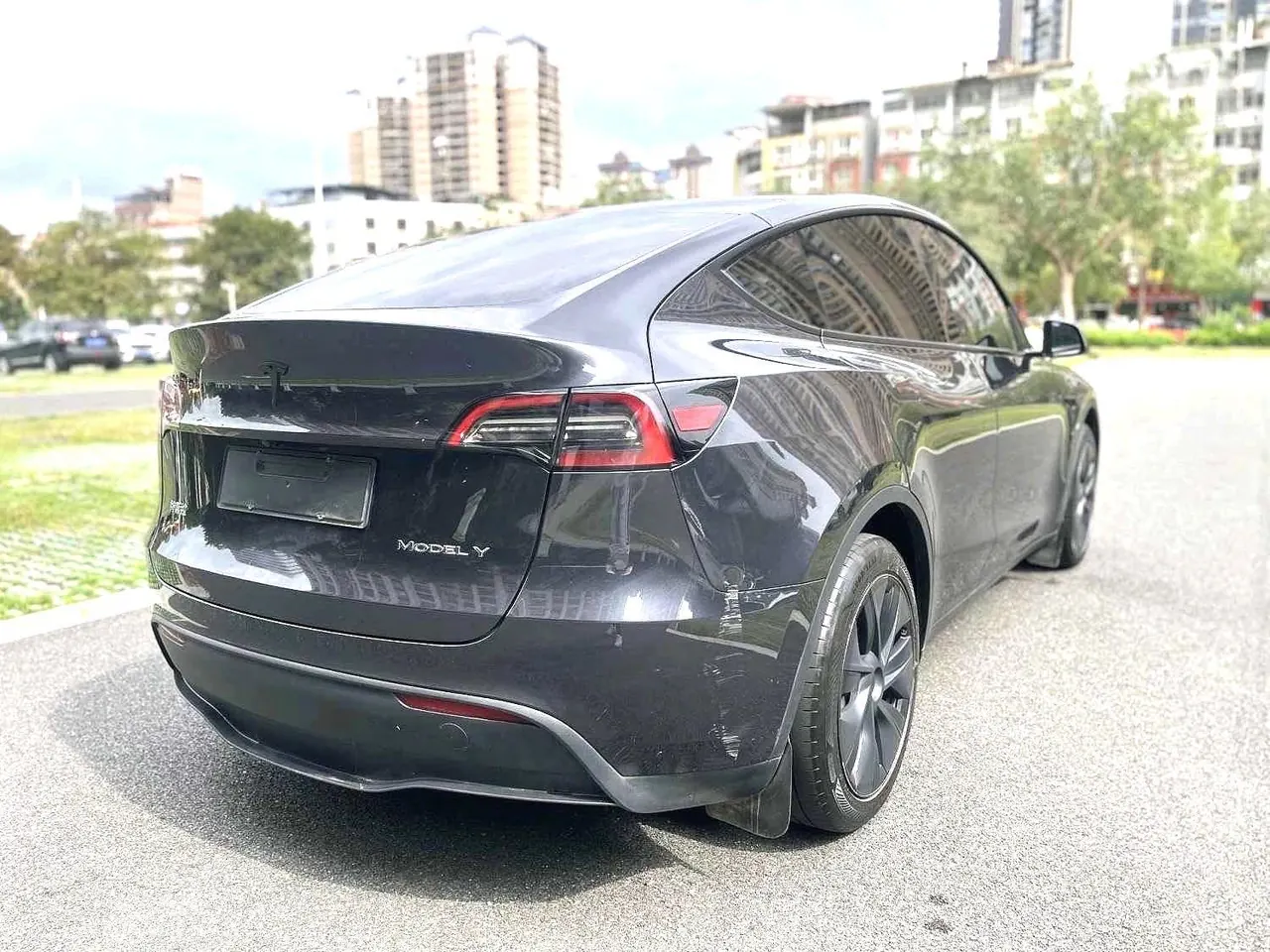 Tesla 2024 Model Y rear-wheel drive version automatic transmission 7