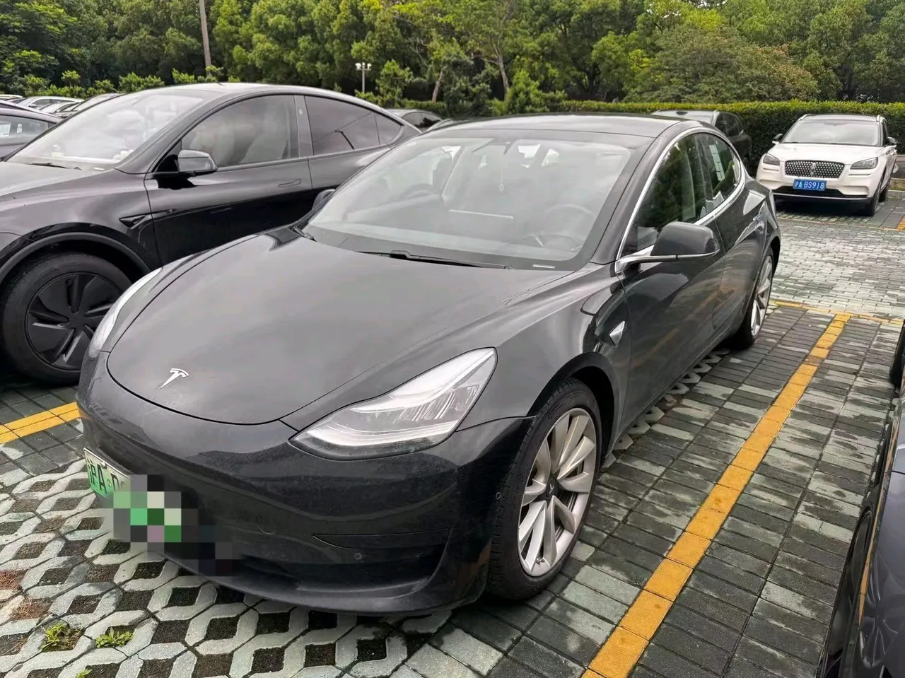 Открыть галерею: Tesla 2023 Model 3 Rejuvenation Edition Rear Wheel Drive Automatic Transmission