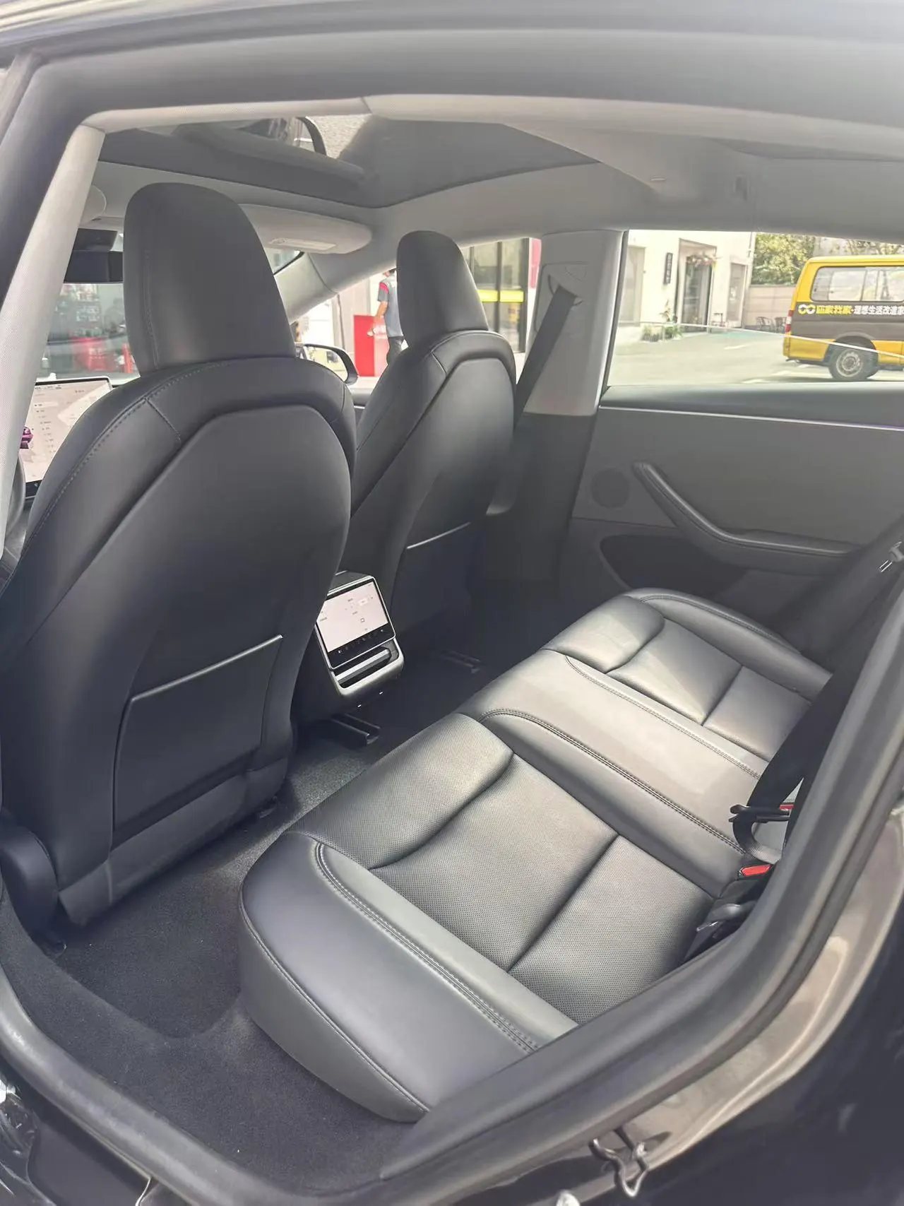 Tesla 2023 Model 3 Rejuvenation Edition Rear Wheel Drive Automatic Transmission 5